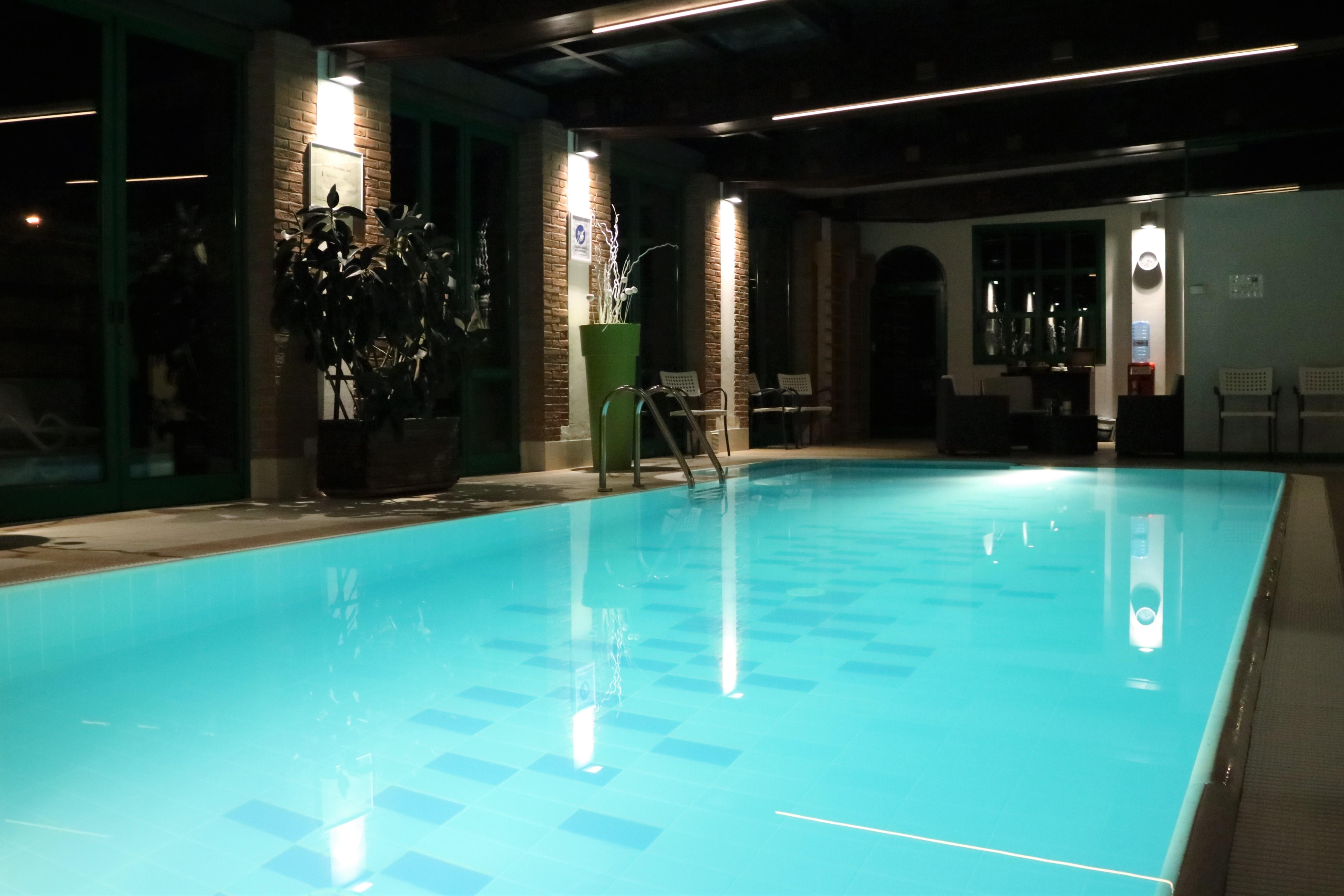 Hotel Villa Malaspina Castel de Azzano Bagian luar foto